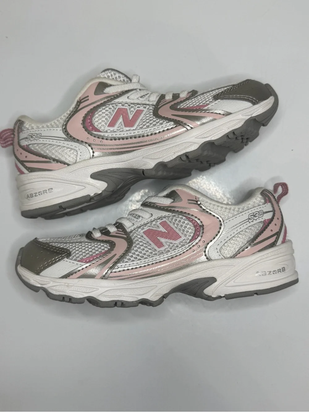❌❌❌New Balance Kids Silver and Pink Mesh Sneakers